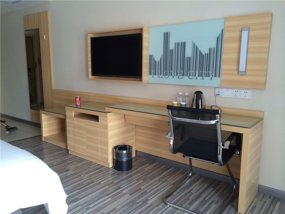 据中研普华产业院研究报告《2024-2029年中国酒店家具行业市场分析及发展前景预测报告》分析