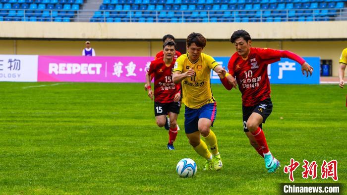 2025中冠联赛银川赛区开赛 八支队伍角逐绿茵赛场