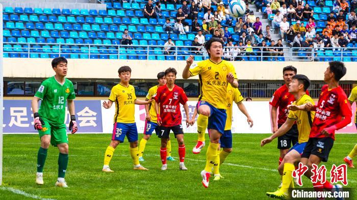 2025中冠联赛银川赛区开赛 八支队伍角逐绿茵赛场