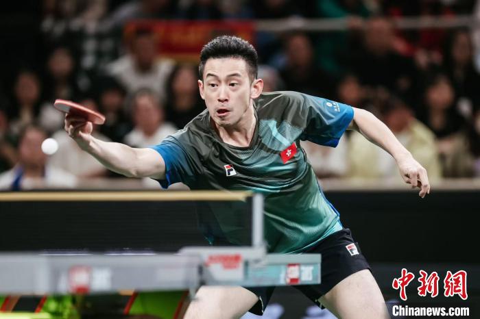 中国香港队力克德国队 黄镇廷逆转取胜家人助威