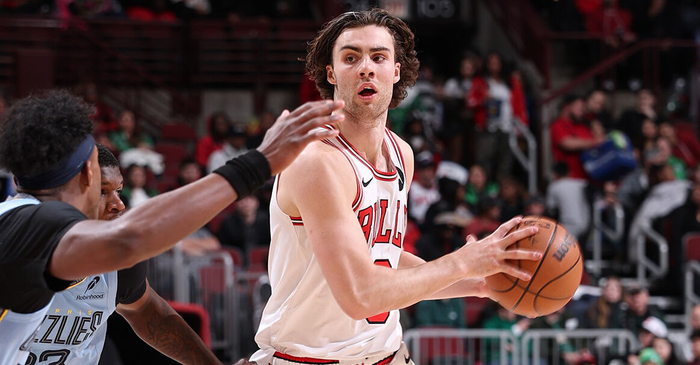 公牛主场大胜灰熊终结两连败 吉迪三双创历史纪