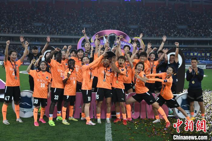 武汉车谷江大女足6-5险胜墨尔本城首夺女足亚冠