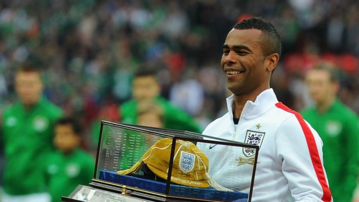 英超传奇阿什利·科尔首度执掌意乙主帅帅印 6年