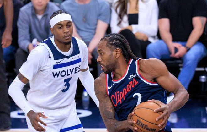 莱昂纳德狂砍45分率队大胜 森林狼三连败陷西部