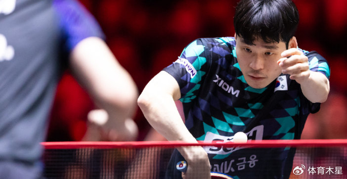 王楚钦4-0横扫张禹珍晋级四强斩获马年四连胜