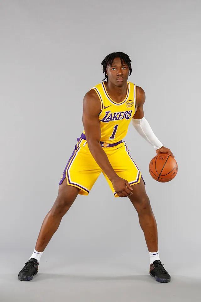 范德比尔特三场复出后遭弃用 湖人锋线困境凸显