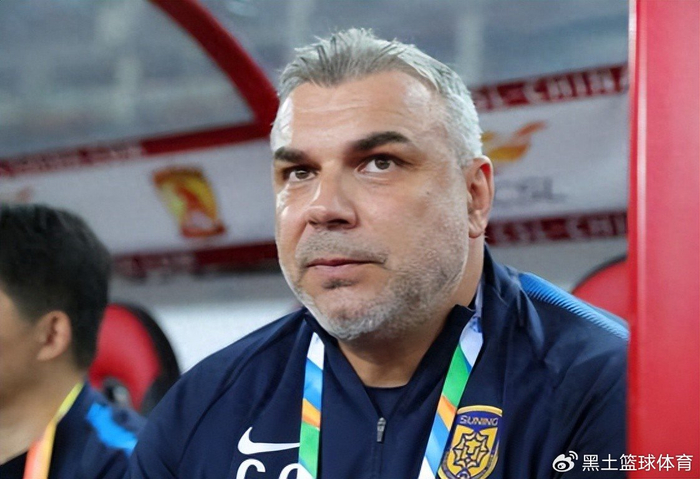 北京国安客场战平浙江队 蒙哥马利下课危机与杨