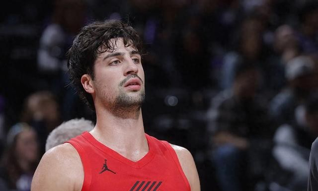 阿夫迪亚41+12助攻率开拓者逆转太阳晋级季后赛