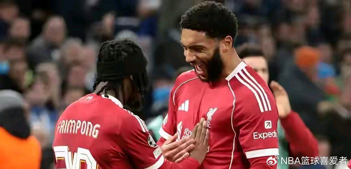 零进球却成利物浦化石级中坚，戈麦斯11年坚守书